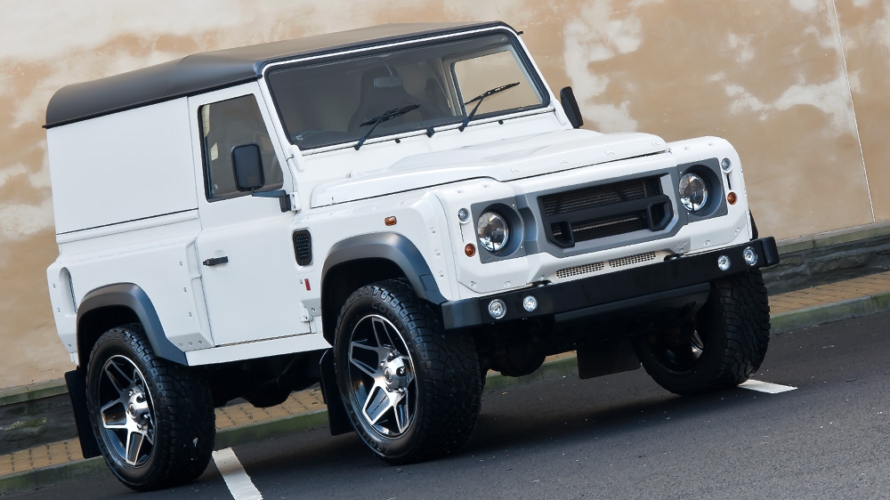 نام: Kahn-Design-Land-Rover-Defender-2.jpg نمایش: 4263 اندازه: 285.4 کیلو بایت